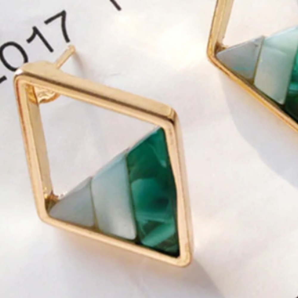 18K Gold Plated Stone Earrings Green Triangle - Picture 4 of 8